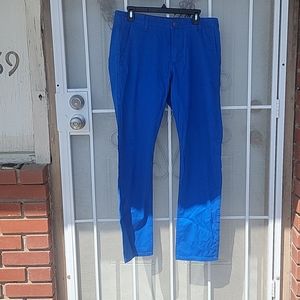 Docker's 32x32 slim tapered Chinese in blue